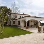 Villa Maricel