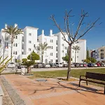 2 Bedroom Nice Apartment In Roldan