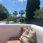 Authentic Villa With Amazing Pool