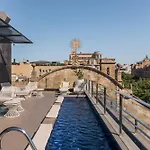 Hotel Bagues, A Small Luxury Hotel Of The World