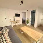 Estudio Con Vistas Al Puerto