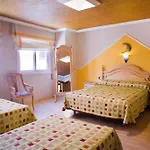 Hostal La Campana