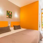 Hostal Tropical