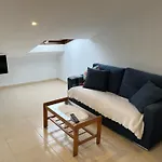 A Casa De Lola E Victor