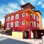 Atrium Hotel