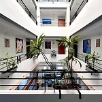Atrium Hotel