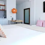 Hotel Apartamentos Marina Playa - Adults Only