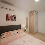 Amplio Apartamento Cerca De La Playa By Almeria2Stay