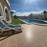 Casa Huntingshaw