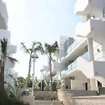 Beautiful Apartment In Arenales Del Sol