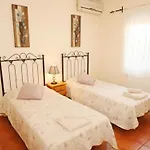 Villa Encantadora En Orba Con Piscina Privada Y Aire Acondicionado Para 6 Personas - Hisp-10-3