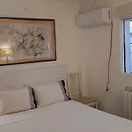Marbella-Banus, Rooms-Habitaciones, gratis Parking, gratis WIFI, gratis Cafe\', gratis Frigo y Microonda, baño compartido, Homestay