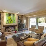 Villa Moderna Con Bonitas Vista