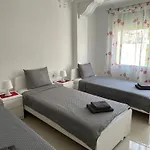 Modern And Bright 5 Bedroom Apartment Del Prado