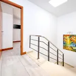 Lanzarote 2-Private Pool, Bbq, Air-Con