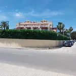 Acogedor Apartamento Con Terraza Y Vistas Al Jardin