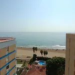 Luminoso Estudio Con Vistas Al Mar