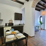 Romero Suites 2