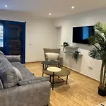 Oasis 138