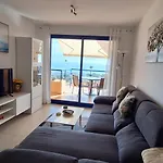 Sea View Cozy Apartment La Tanita
