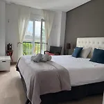 Miraflores Golf Gardens II Luxe Appartement At Riviera Del Sol