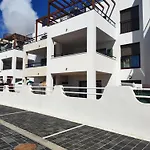 Serene Luxury Apartment With Pool - Viento Azul