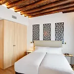 Sercotel Granada Suites