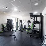 Apto. Con Piscinas Y Gym A 800 Metros De Playa
