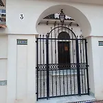 Residencia Alhambra Los Cisnes