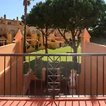 Adosado con jardín y piscina en Chiclana Barrosa-Sancti Petri