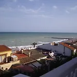 Vistas 360º Al Mar Desde Su Terraza