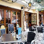 Hostal Lloret