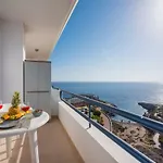 1204 Spectacular View Studio Refurbished New