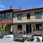 Apartamentos Rurales La Cirigueena