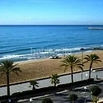 Sea Front Apart. 2 Pools / 1ª Linea. 2 Piscinas