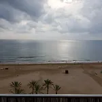 Apartamento de lujo en primera línea de la playa de Cullera con vistas al Castillo
