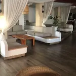 Las Americas Green Beach