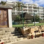 Mi Capricho 170 Beachfront Apartment