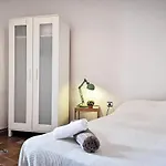 Bright And Quiet Rooms Near The Beach