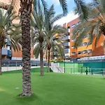 Apartamento Cris Ii,Emir 1-Piscina Gym & Parking, Parque De Las Ciencias