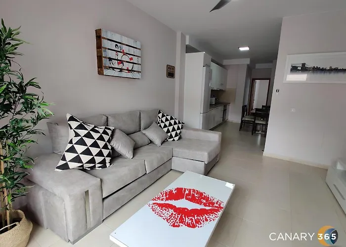 Intimate And Stilysh Apt, Pkg, Self Entry By Canary365
