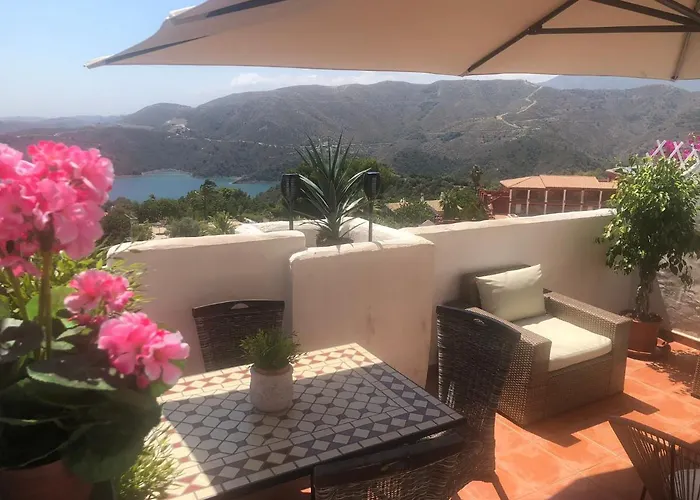 Luxury Duplex With Views.