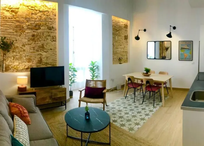 Gatu Premium Villa Libertad, Preferente Mayores De 25 Anos Y Familias