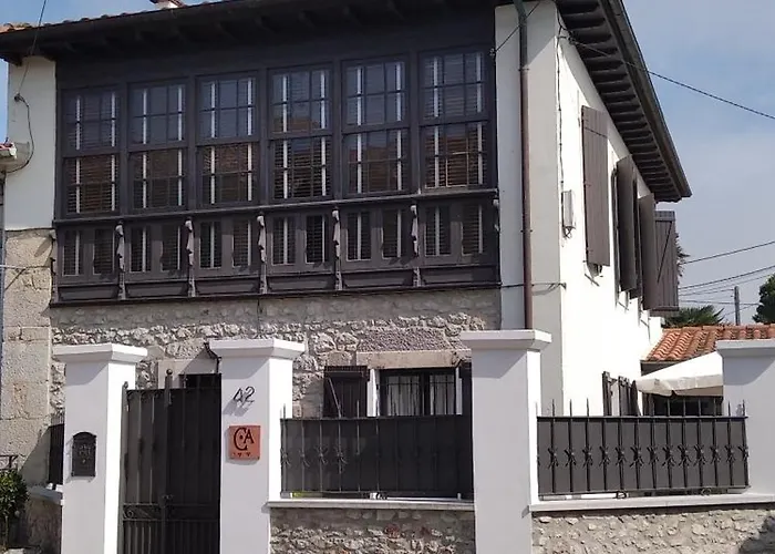 Casa de Aldea la Galeria 2 Trisqueles