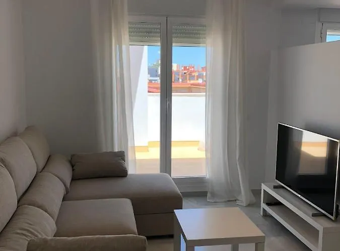 Atico 1 dormitorio con terraza en calle Vicente Aleixandre
