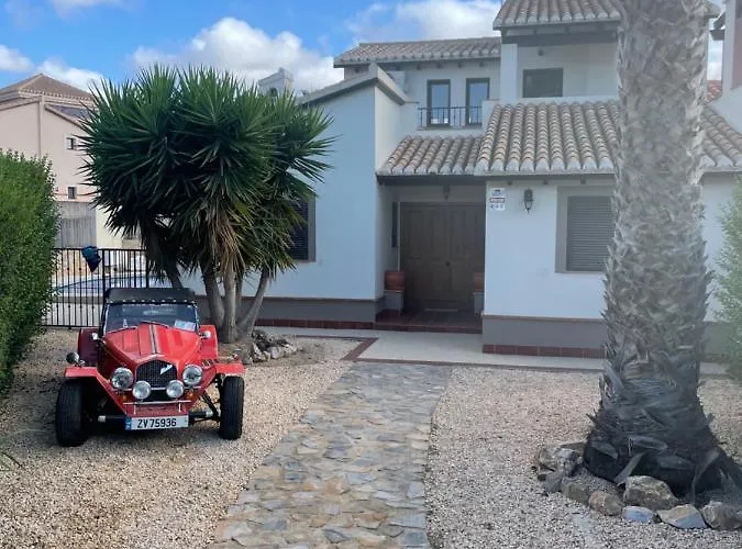 Impeccable 3-Bed Villa In Hancienda Del Alamo