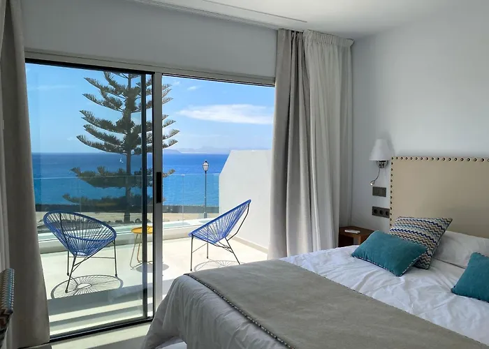 Marina Suites 6