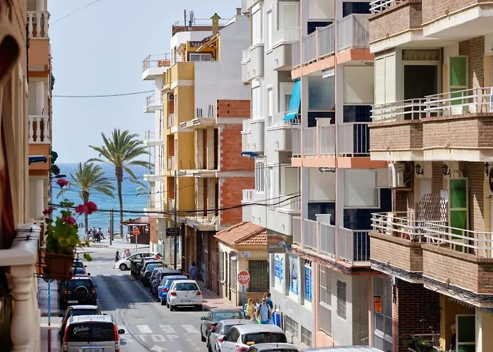 Torrevieja Playa del Cura - 140 m to the beach.