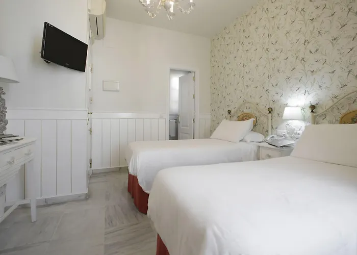 Basic Hotel Puerta de Sevilla