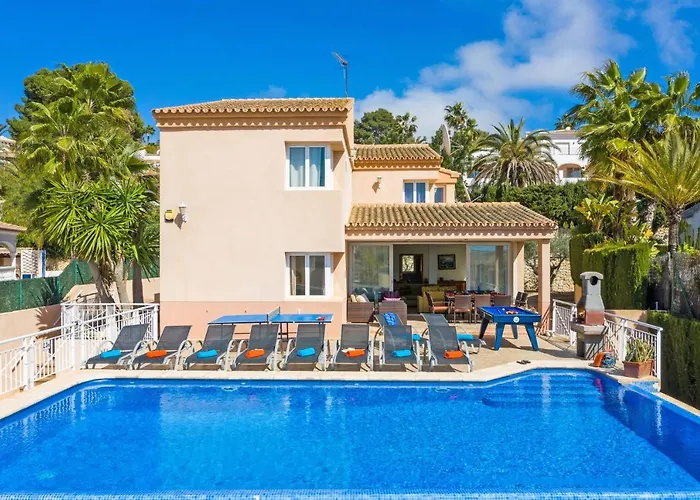 Villa Angela Flores By Villa Plus